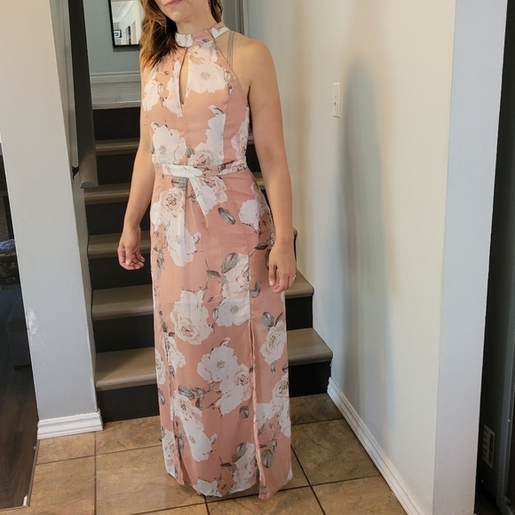 Dynamite peach floral lightweight halter neck lined slit front maxi dress - Picture 13 of 14